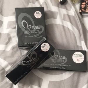 ME Makeover Essentials Makeup